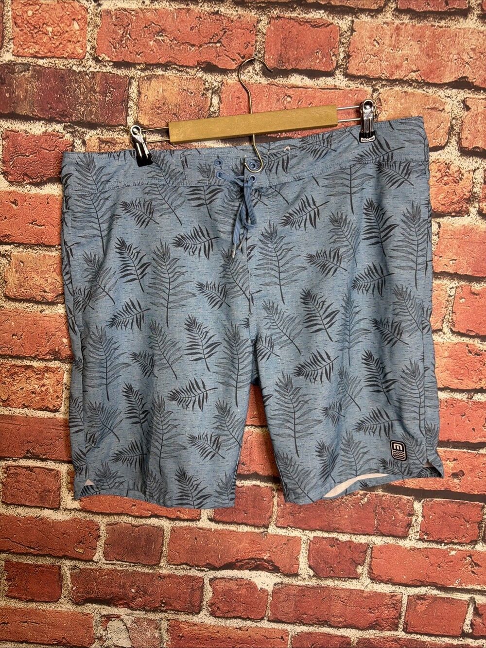 Travis Mathew Board Shorts Mens 38 Blue Tropical Floral Swim Trunks Surf